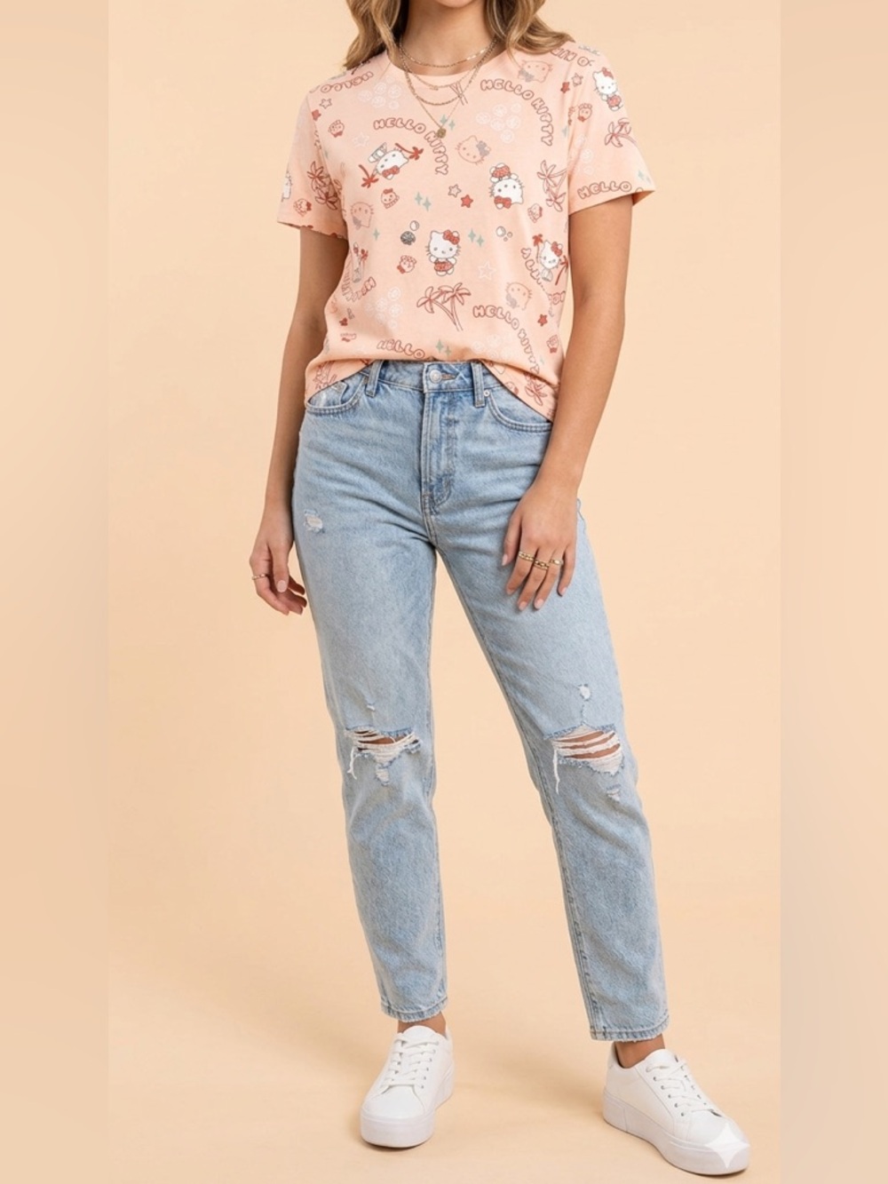 NWT Love Tribe Hello Kitty Peach Graphic T-Shirt - Size Medium
